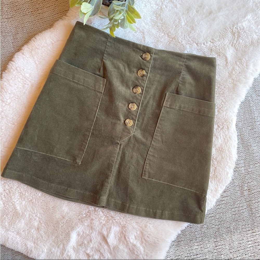 Forever 21 olive green skirt